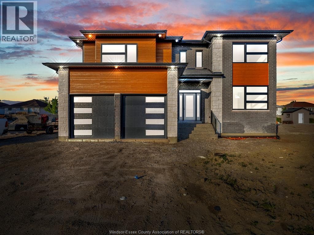 3672 Sutton AVENUE in South Windsor