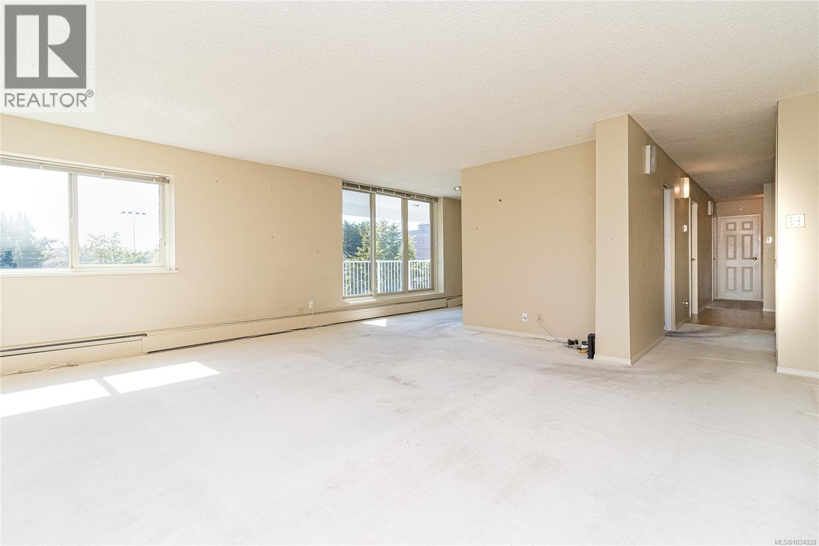 507 1148 Goodwin St, Victoria — photo 2
