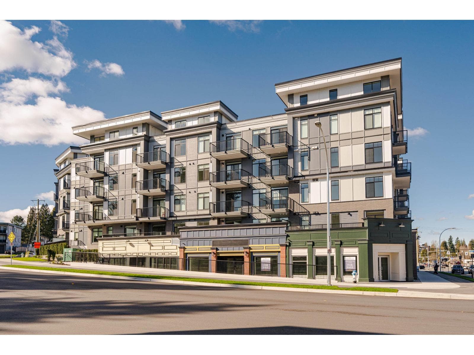 306 33820 SOUTH FRASER WAY, Fraser Valley — photo 2