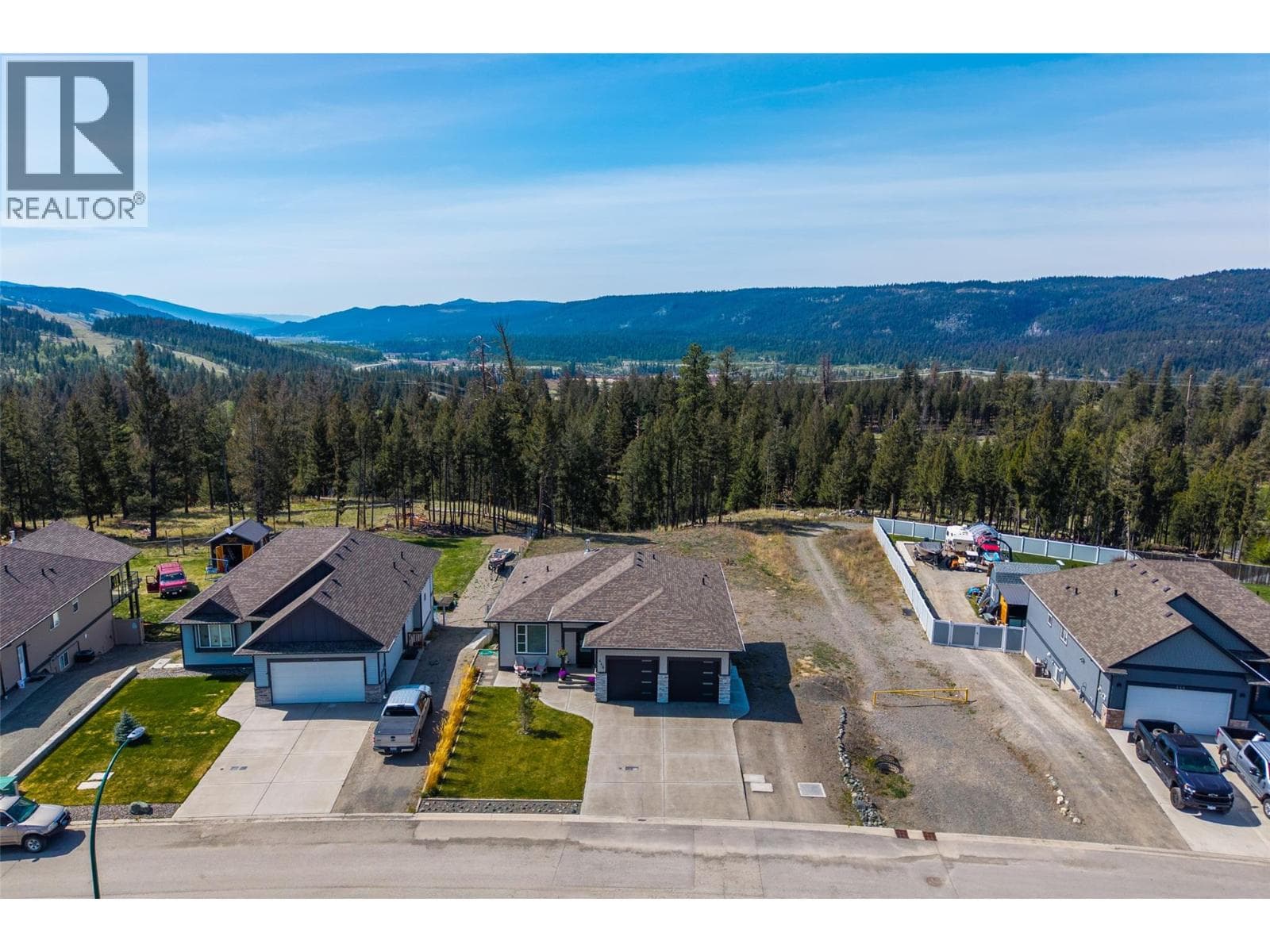448 Daladon Drive, Interior REALTORS® — photo 4