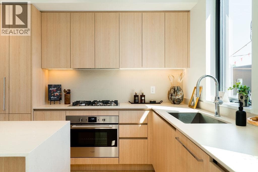 222 2820 NANAIMO STREET, Greater Vancouver — photo 4