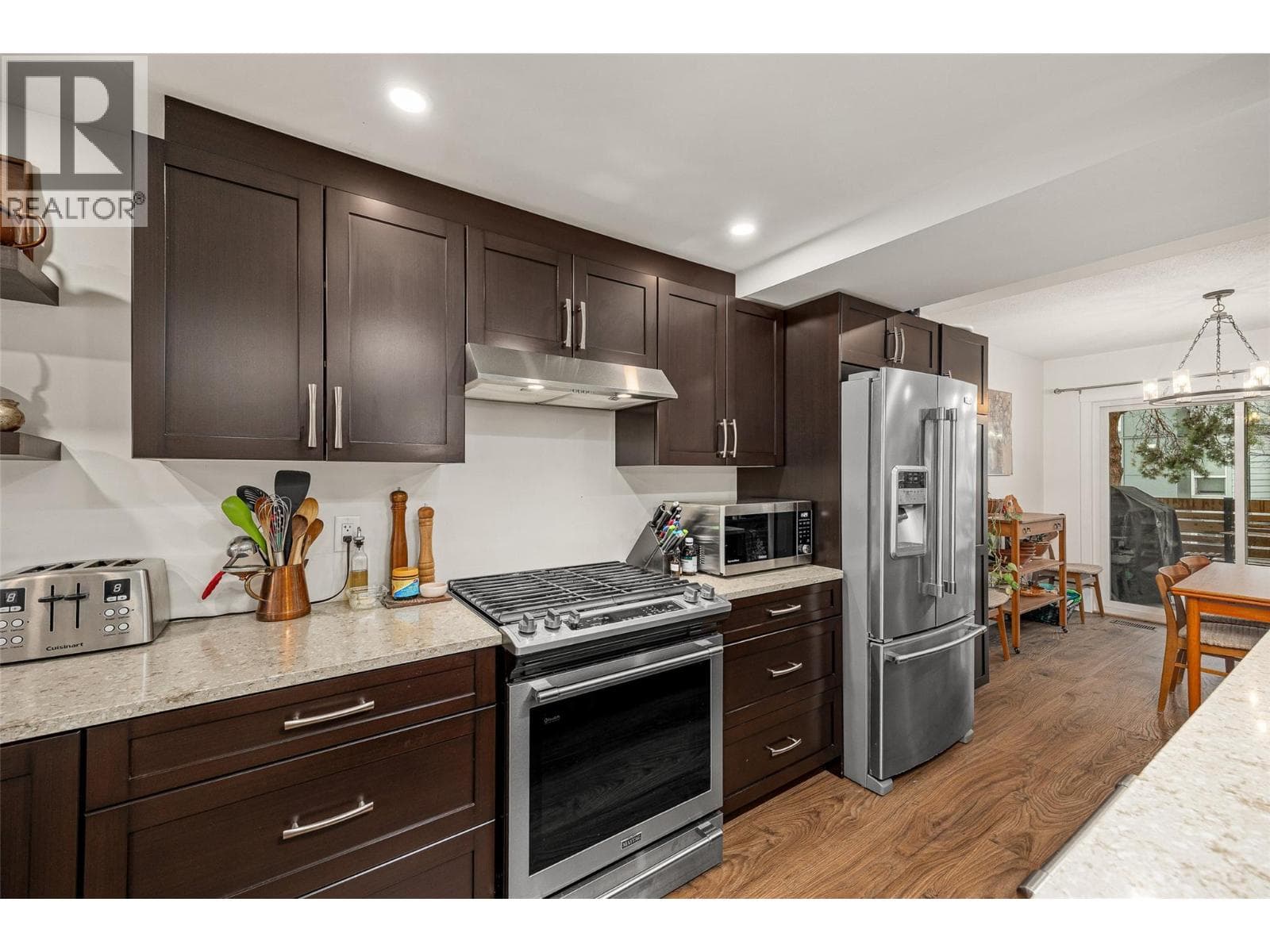 210 2125 BURTCH ROAD, Interior REALTORS® — photo 3