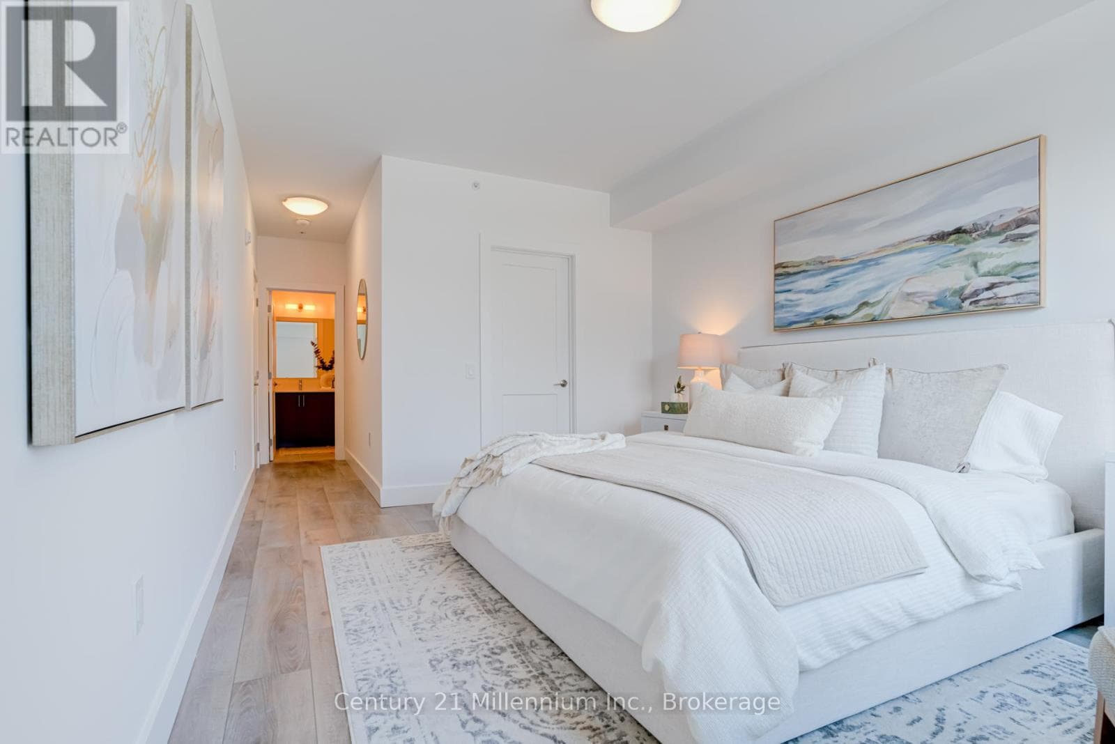 310 - 4 KIMBERLY LANE, OnePoint — photo 4