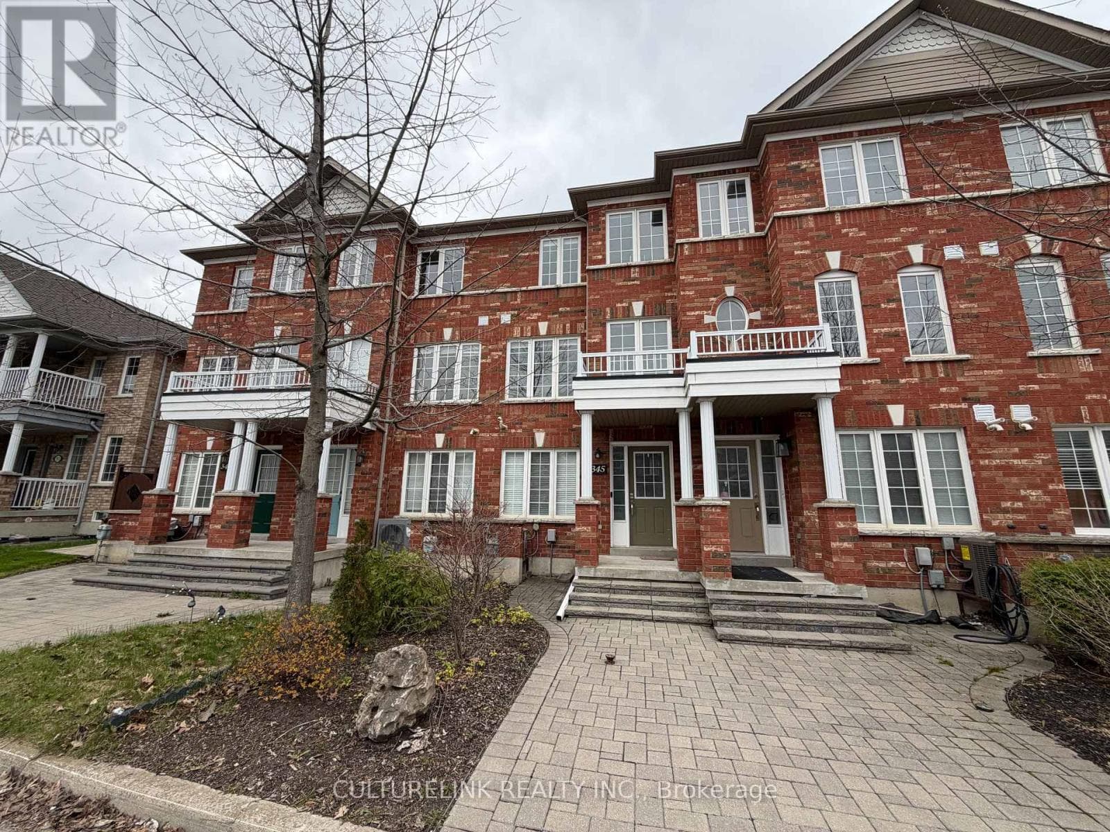 345 CABOTO TRAIL in Markham Hagerman
