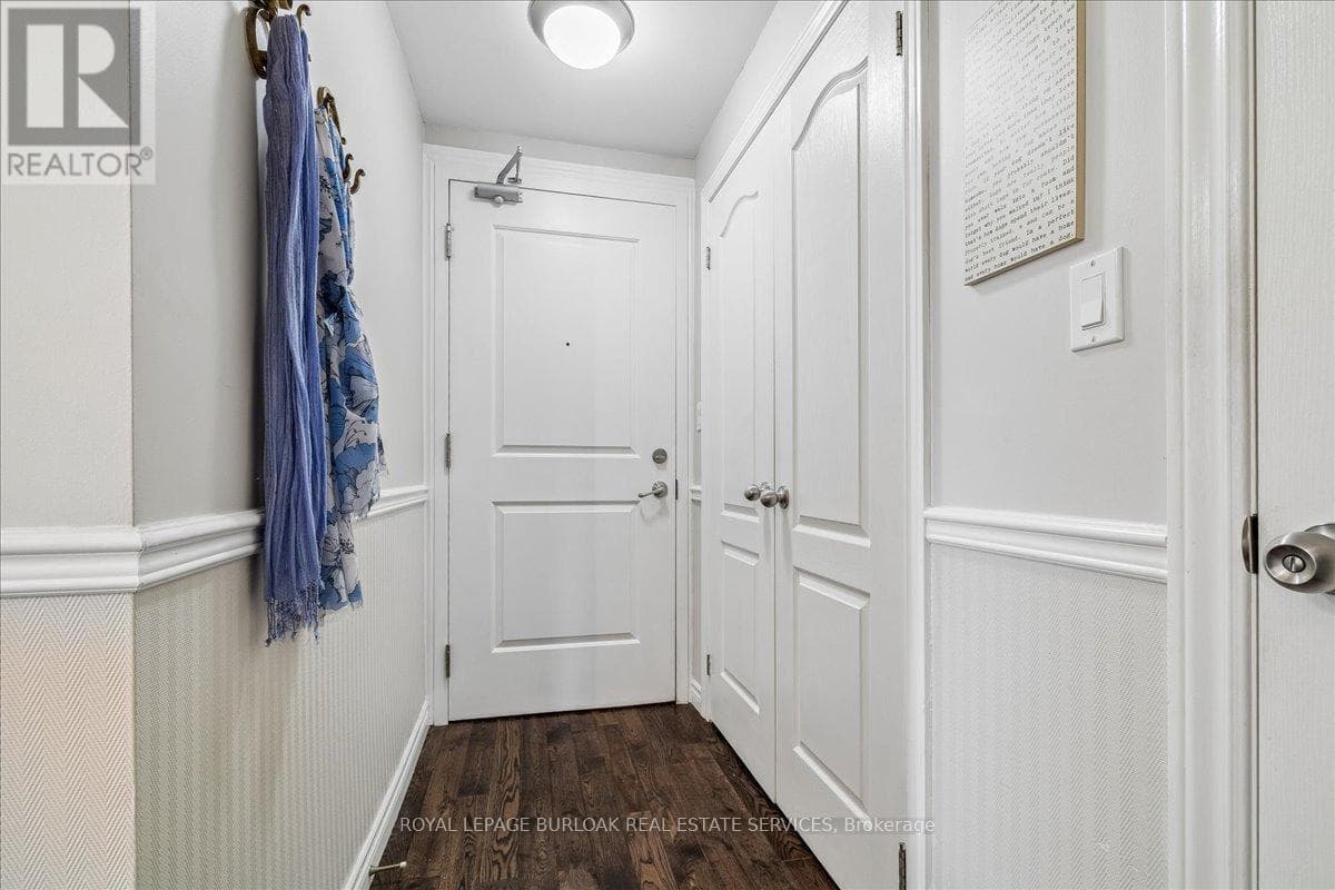 34 PLAINS Road E Unit# 408, Toronto — photo 5