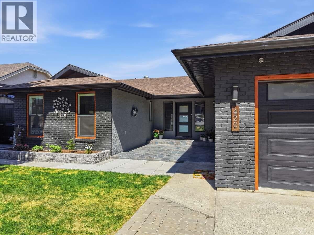 420 GLENEAGLES DRIVE, Interior REALTORS® — photo 2