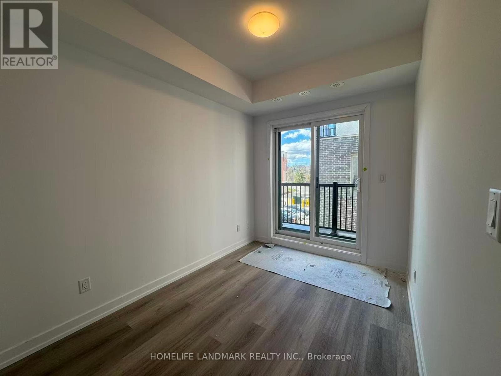 308 - 5 BANCROFT LANE, Toronto — photo 4