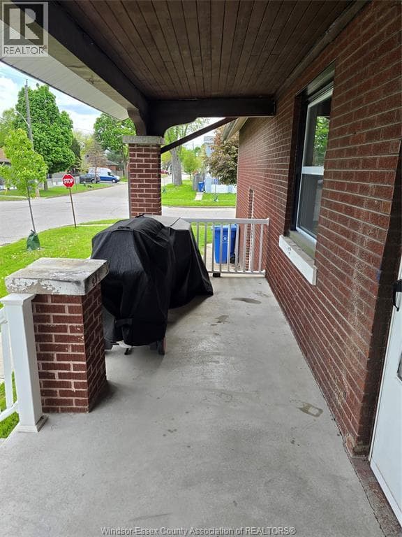 2296 CHANDLER Unit# 2, Windsor — photo 4