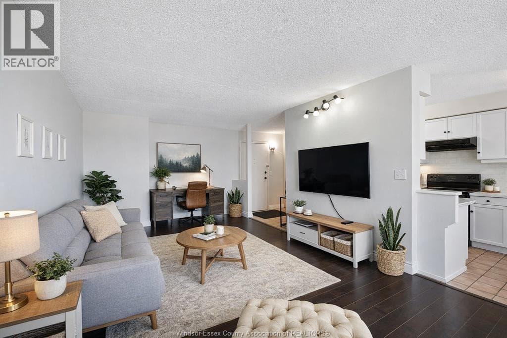 150 PARK Unit# 613, Windsor — photo 3