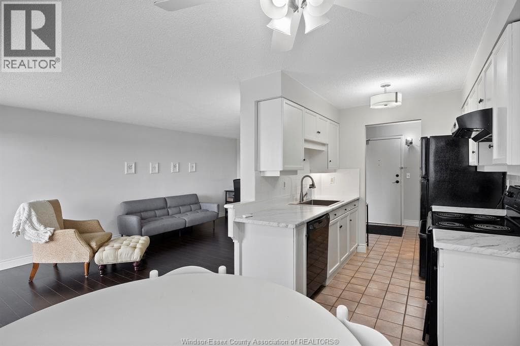 150 PARK Unit# 613, Windsor — photo 4