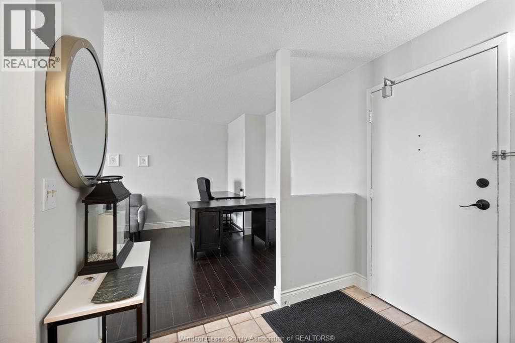 150 PARK Unit# 613, Windsor — photo 5