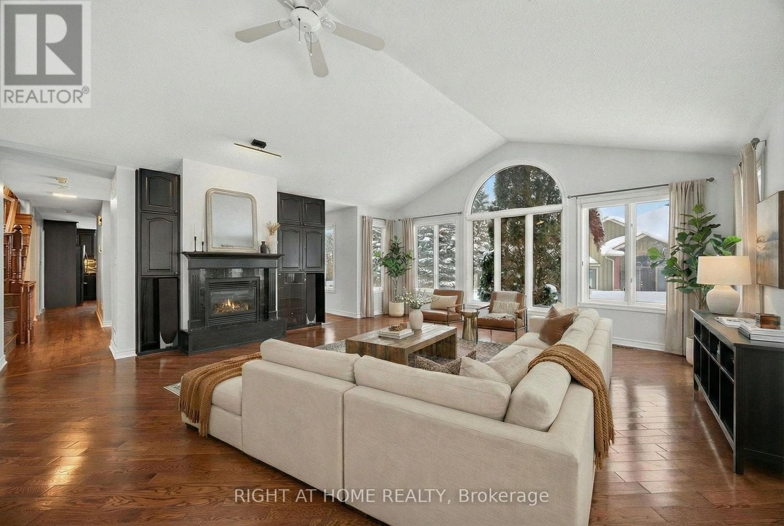 54 HIGHLAND DRIVE, Toronto — photo 5