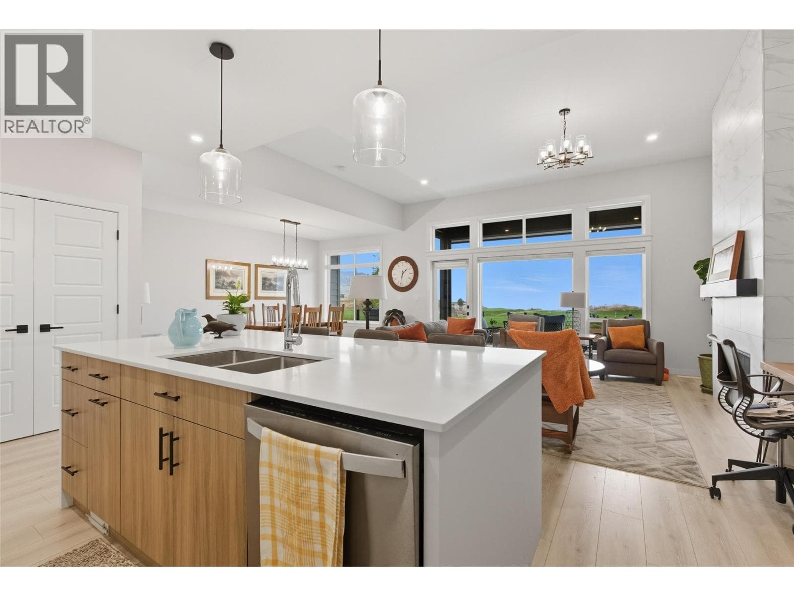 260 Rue Cheval Noir Unit# 17, Interior REALTORS® — photo 5