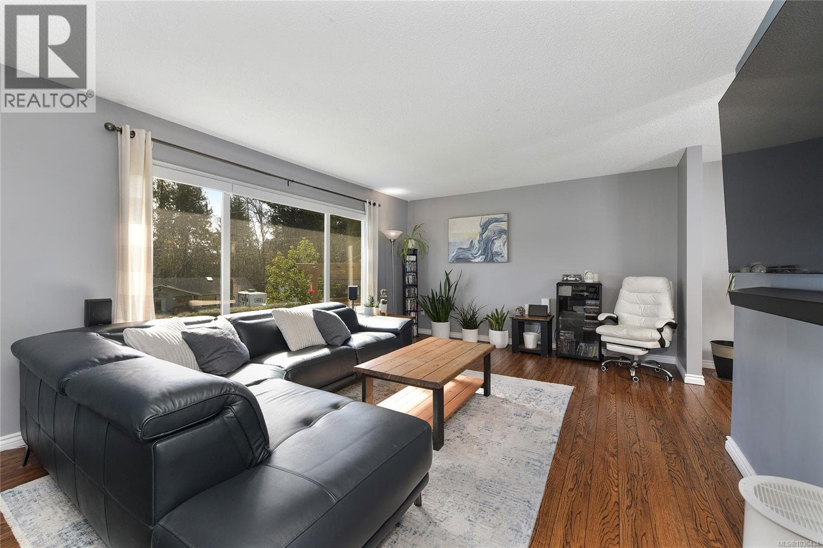 600 PHELPS Ave, Victoria — photo 4