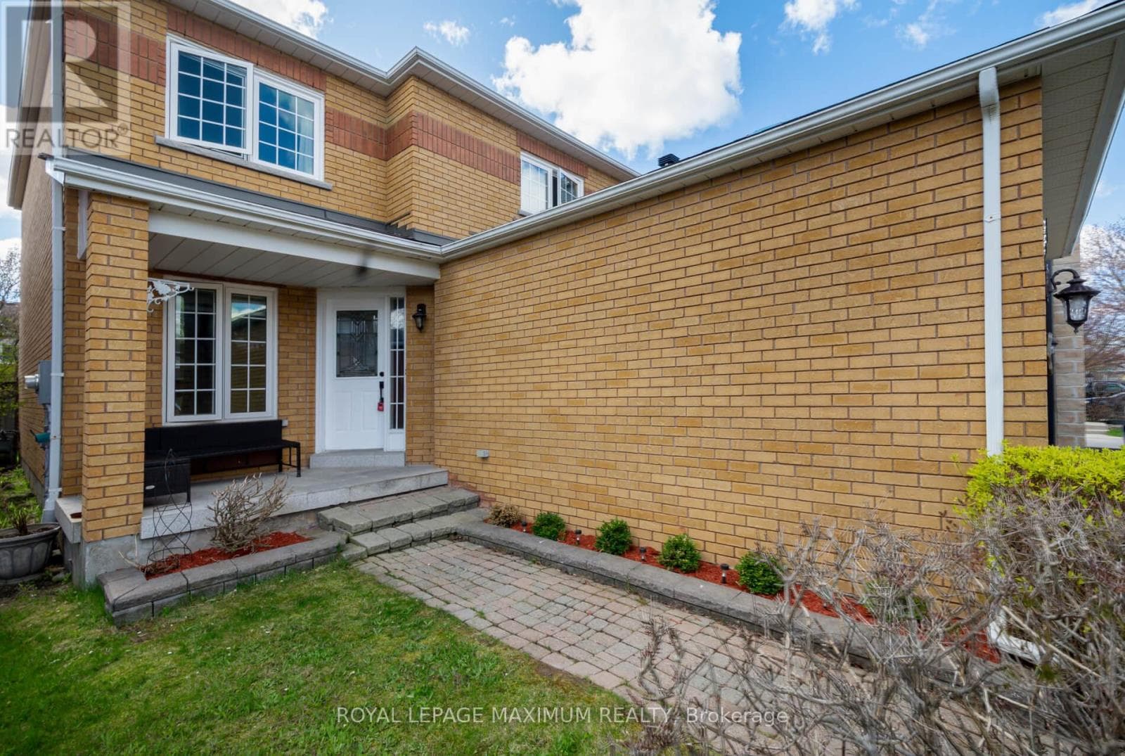 112 JORDAN DRIVE, Toronto — photo 2