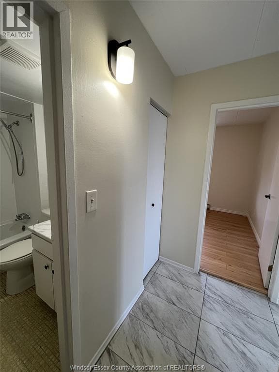 1580 MOY AVENUE Unit# 201, Windsor — photo 2