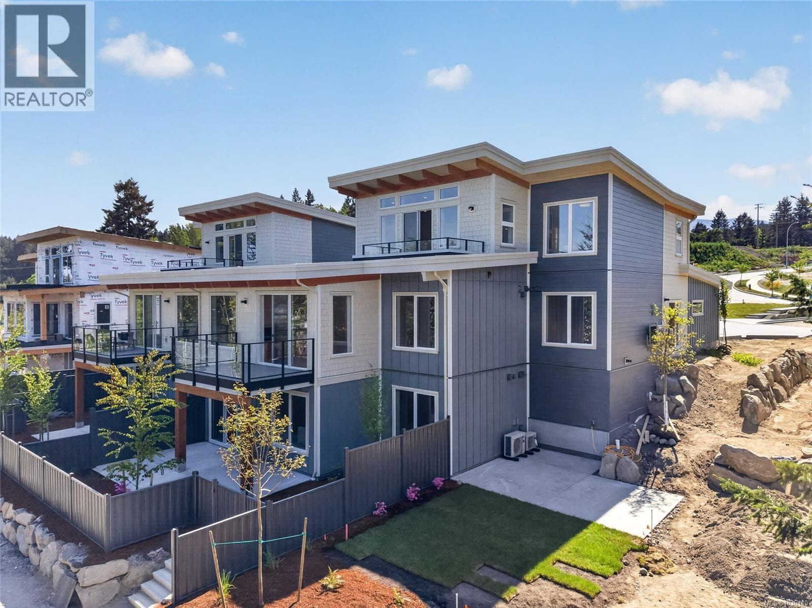 5 152 Marina View Dr in 