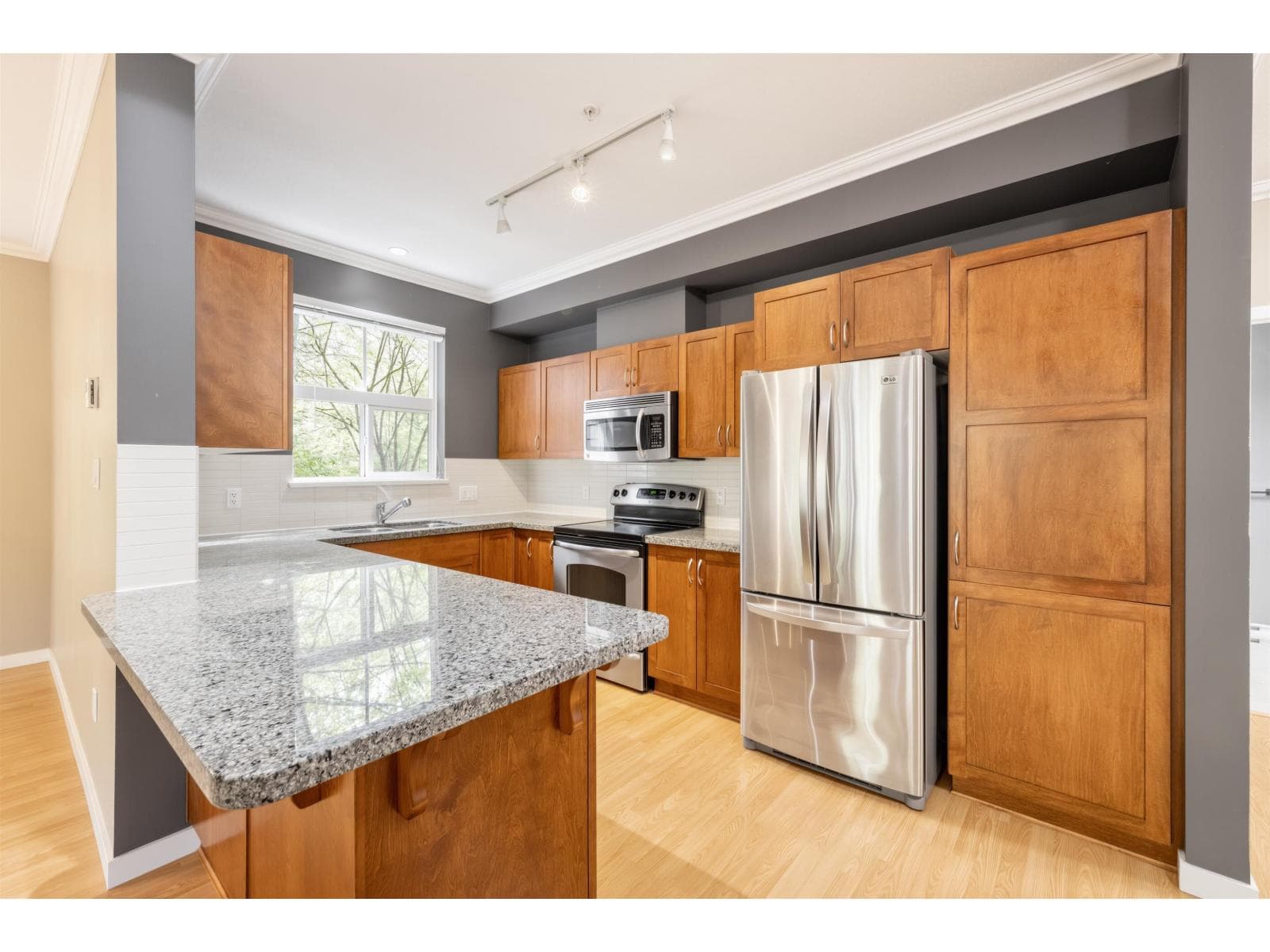 107 33338 E BOURQUIN CRESCENT, Fraser Valley — photo 3