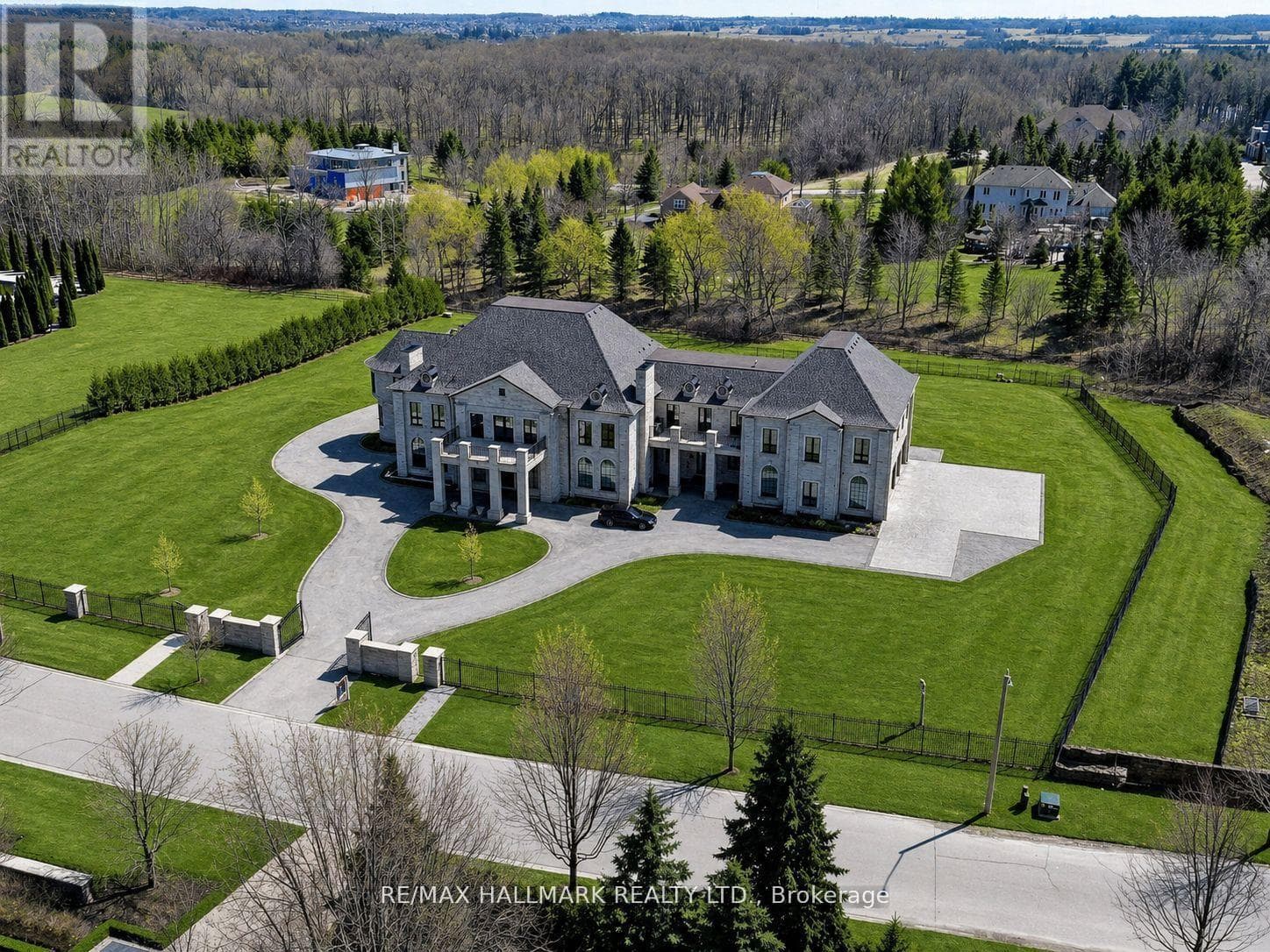 15 EDEN VALE DRIVE in King City
