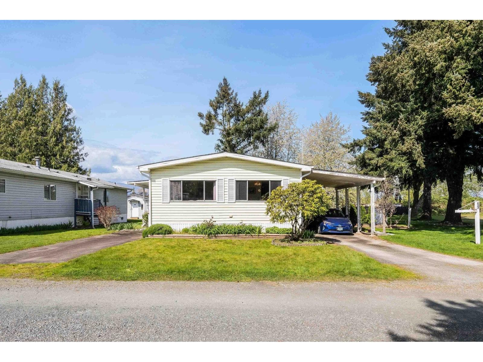 69 6035 VEDDER ROAD, Sardis South in 