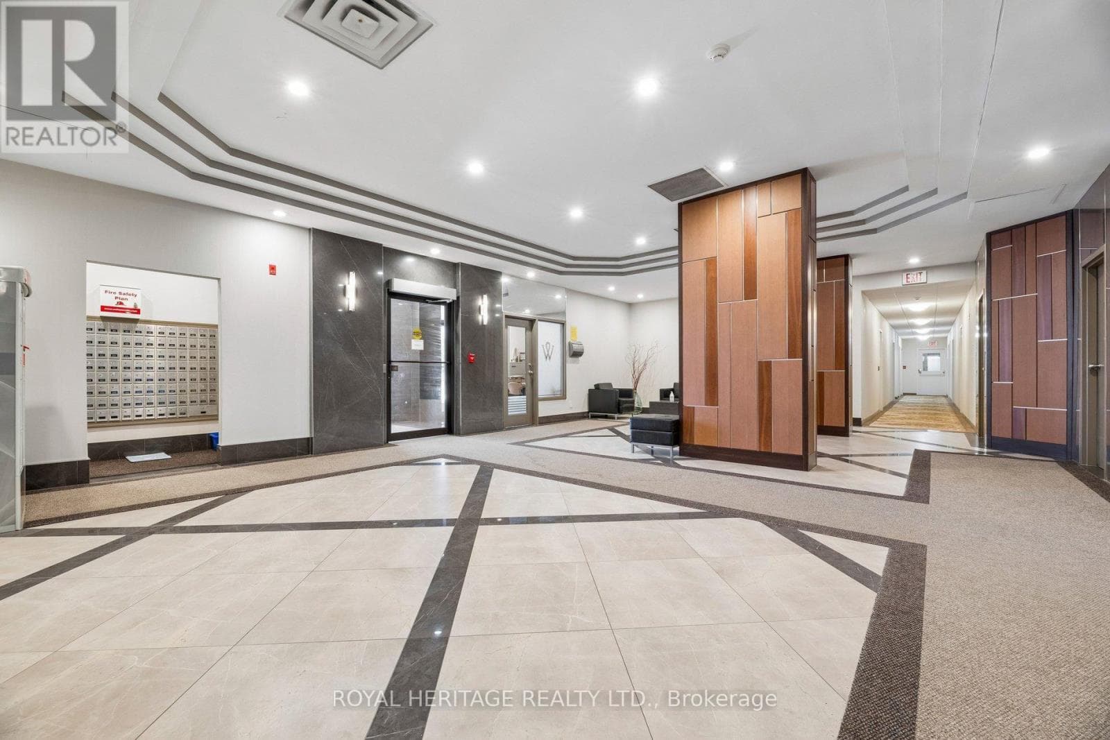 1209 - 711 ROSSLAND ROAD E, Central Lakes — photo 4