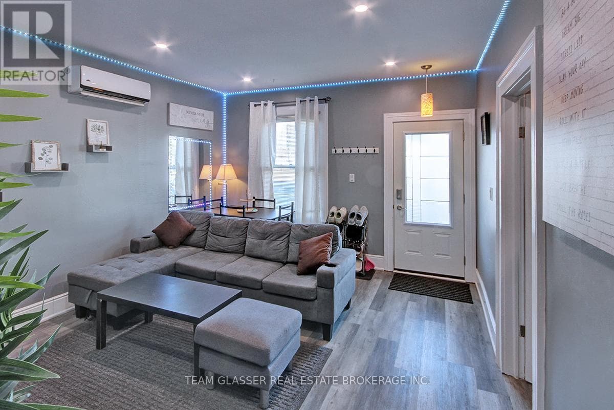 225 SIMCOE STREET, London and St. Thomas — photo 4
