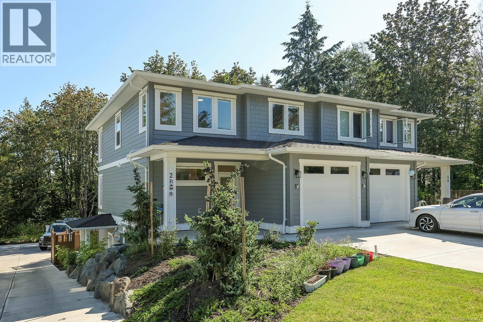 2B 2800 Arden Rd in 