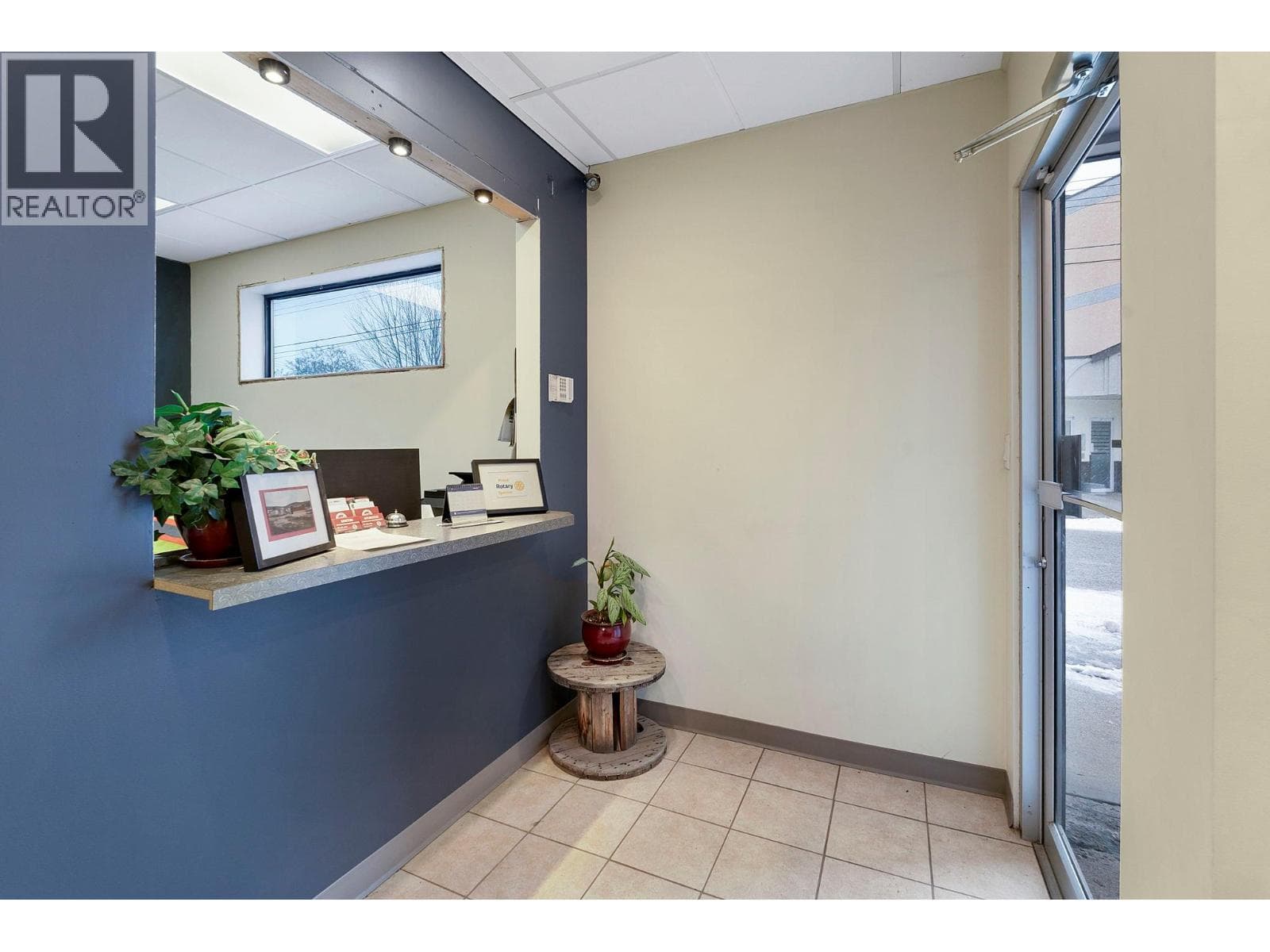 242 HAYNES STREET, Interior REALTORS® — photo 4