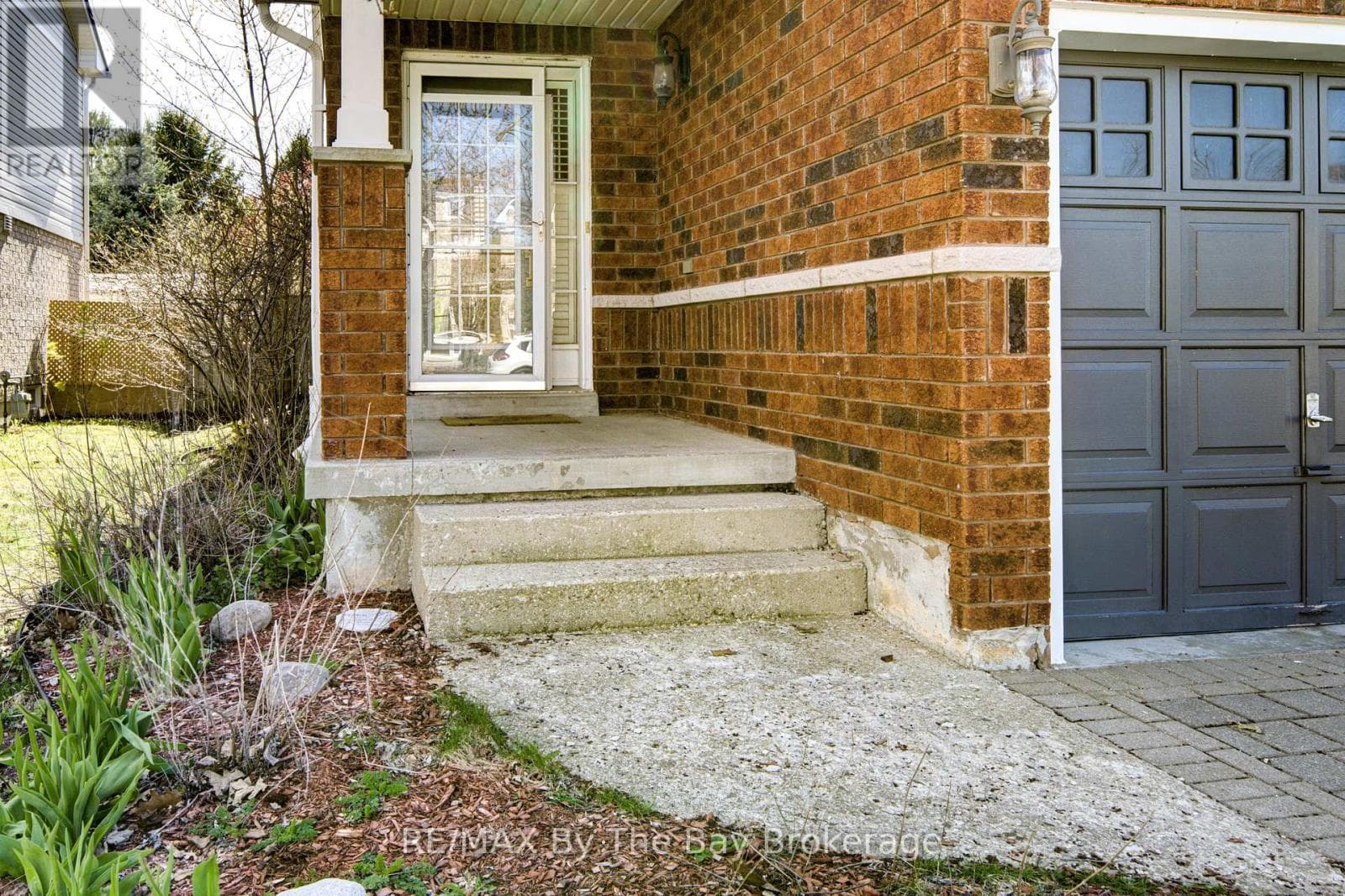 88 WESLEY AVENUE, OnePoint — photo 3