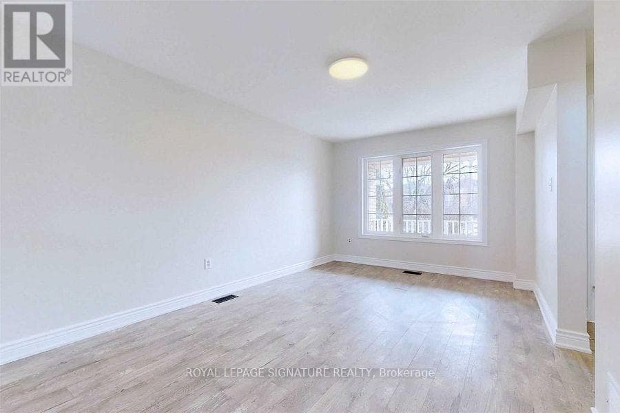9 SYDENHAM WELLS, Toronto — photo 3
