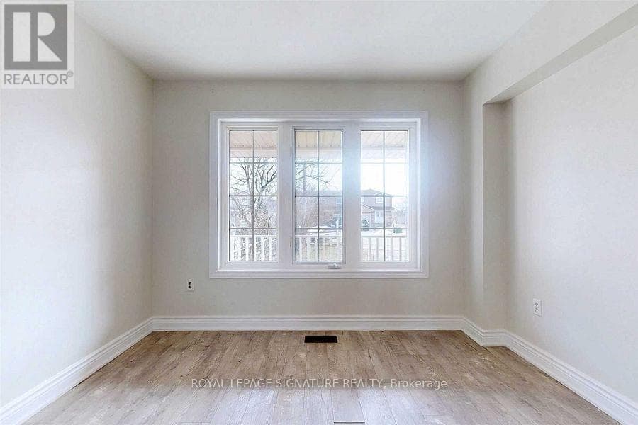 9 SYDENHAM WELLS, Toronto — photo 4
