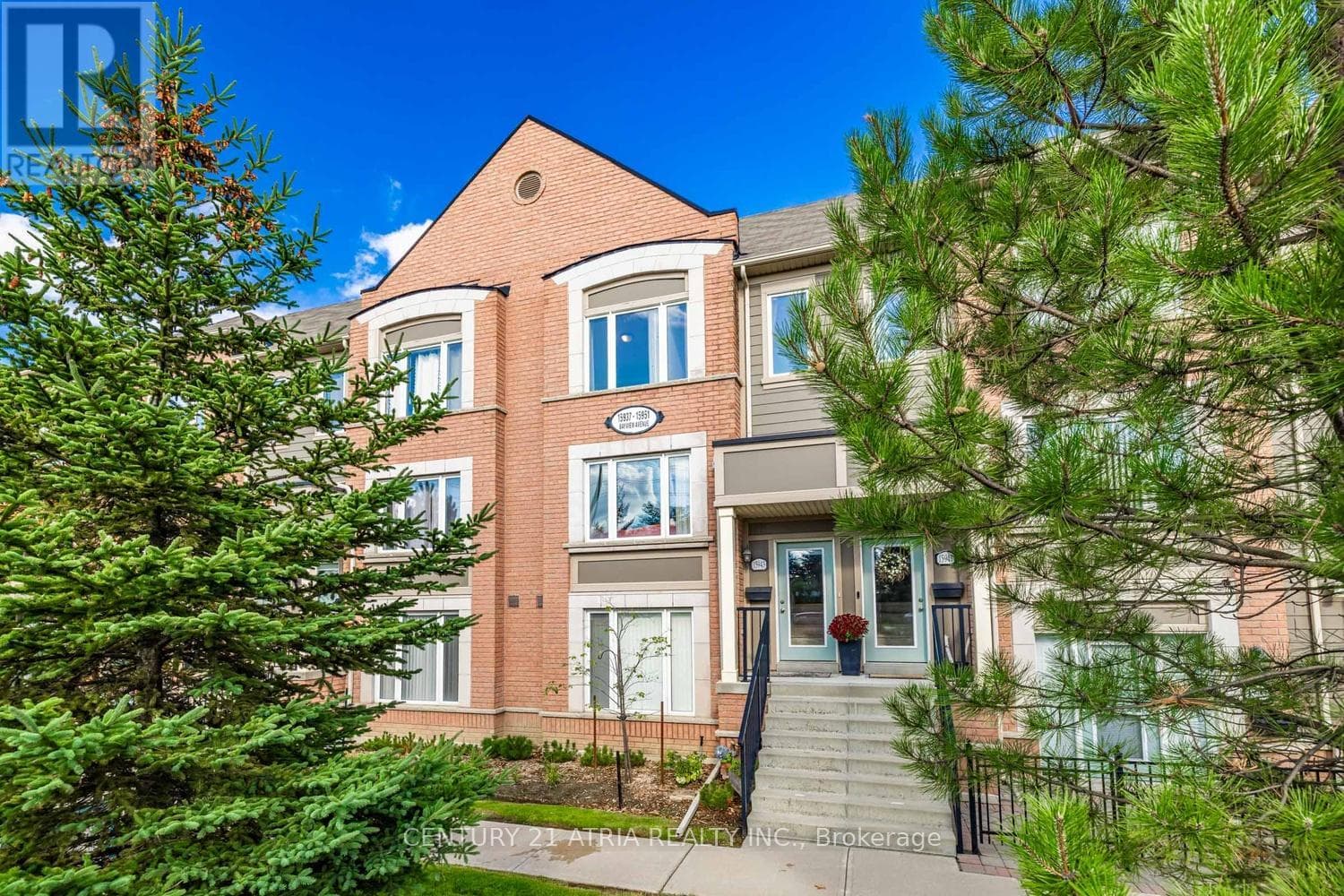 9 - 15943 BAYVIEW AVENUE in Aurora Centre North