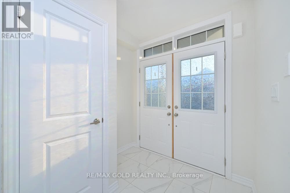 20 TAMWORTH TERRACE, Toronto — photo 4