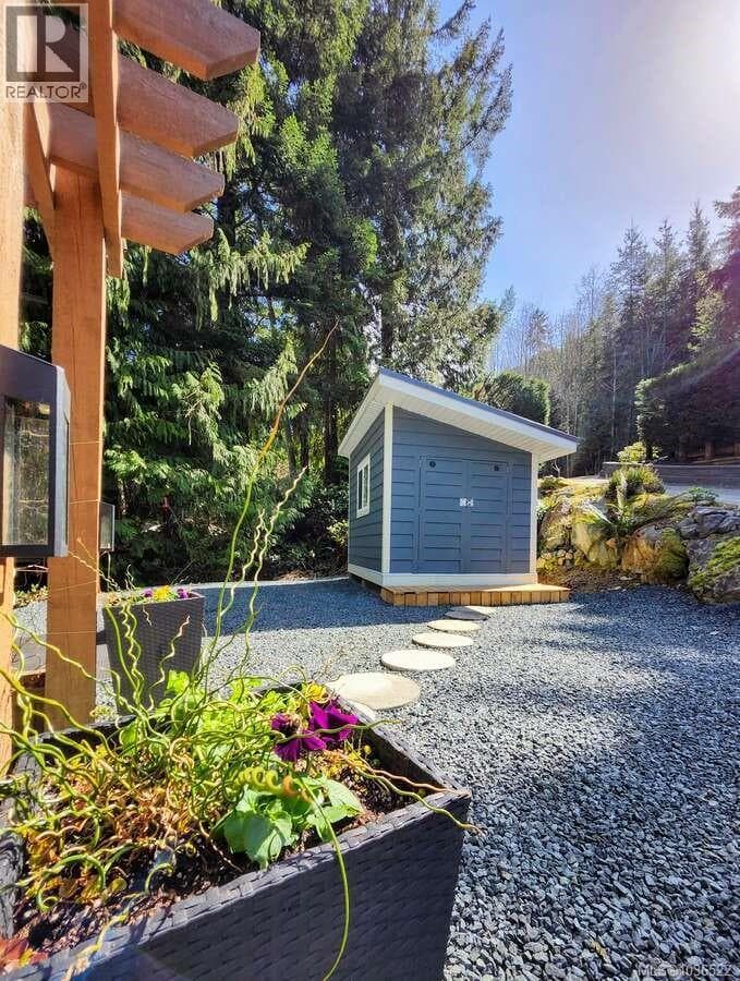 2274 South Lake Rd, Vancouver Island