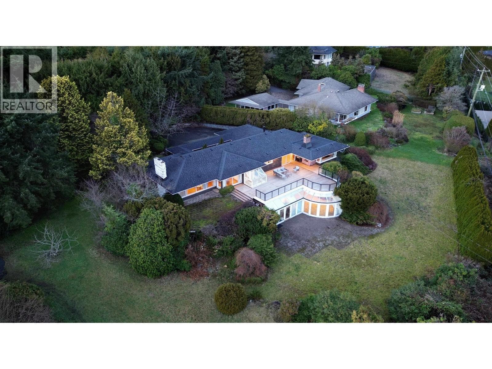 875 EYREMOUNT DRIVE, Greater Vancouver — photo 4