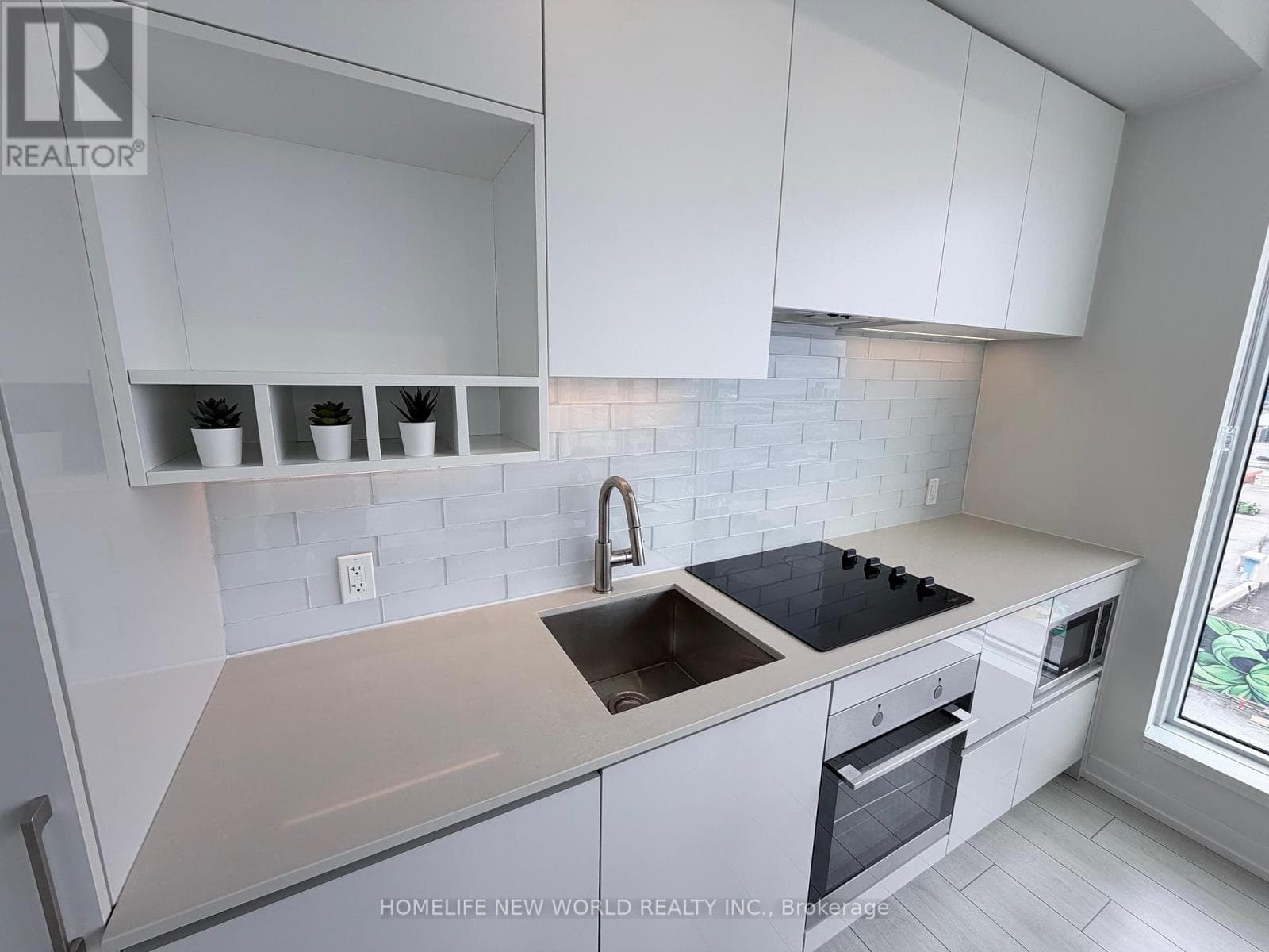 906 - 5 BUTTERMILL AVENUE, Toronto — photo 5