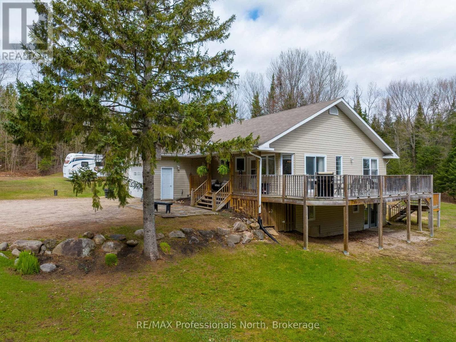 167 OLD GOVERNMENT ROAD, OnePoint — photo 4