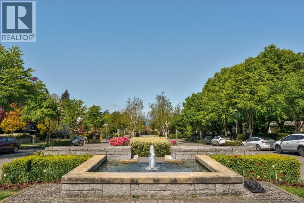 207 5955 IONA DRIVE, Greater Vancouver — photo 4