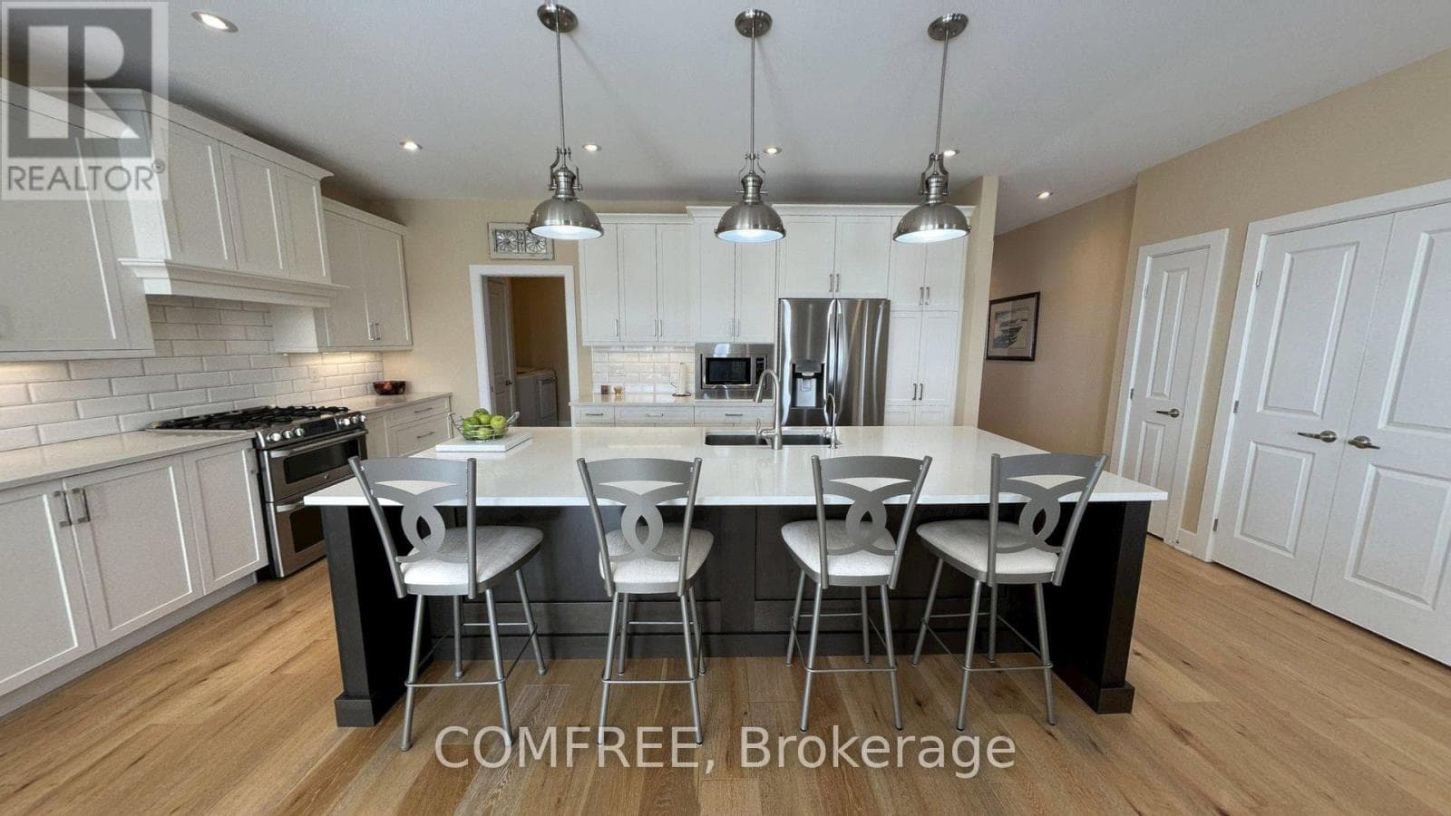 608 ROBERT HILL STREET, Ottawa — photo 2