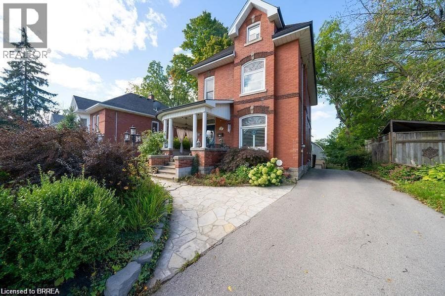 284 COLBORNE STREET NORTH in 