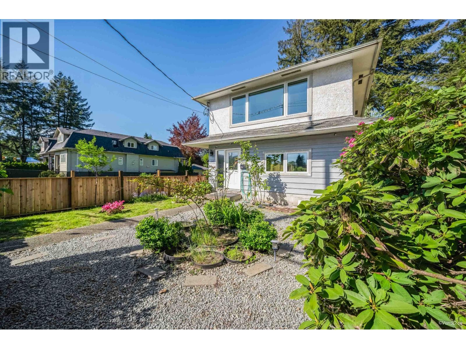 890 WESTWOOD STREET, Greater Vancouver — photo 3