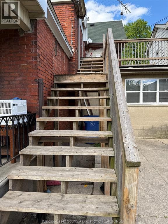 669 Marentette Unit# UPPER, Windsor — photo 4
