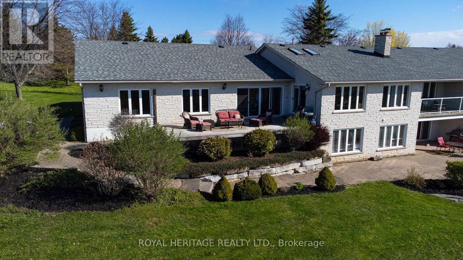 37 FOREST HILL DRIVE, Central Lakes — photo 4