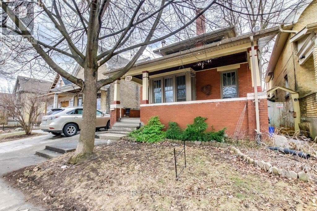 781 DUFFERIN AVENUE in 