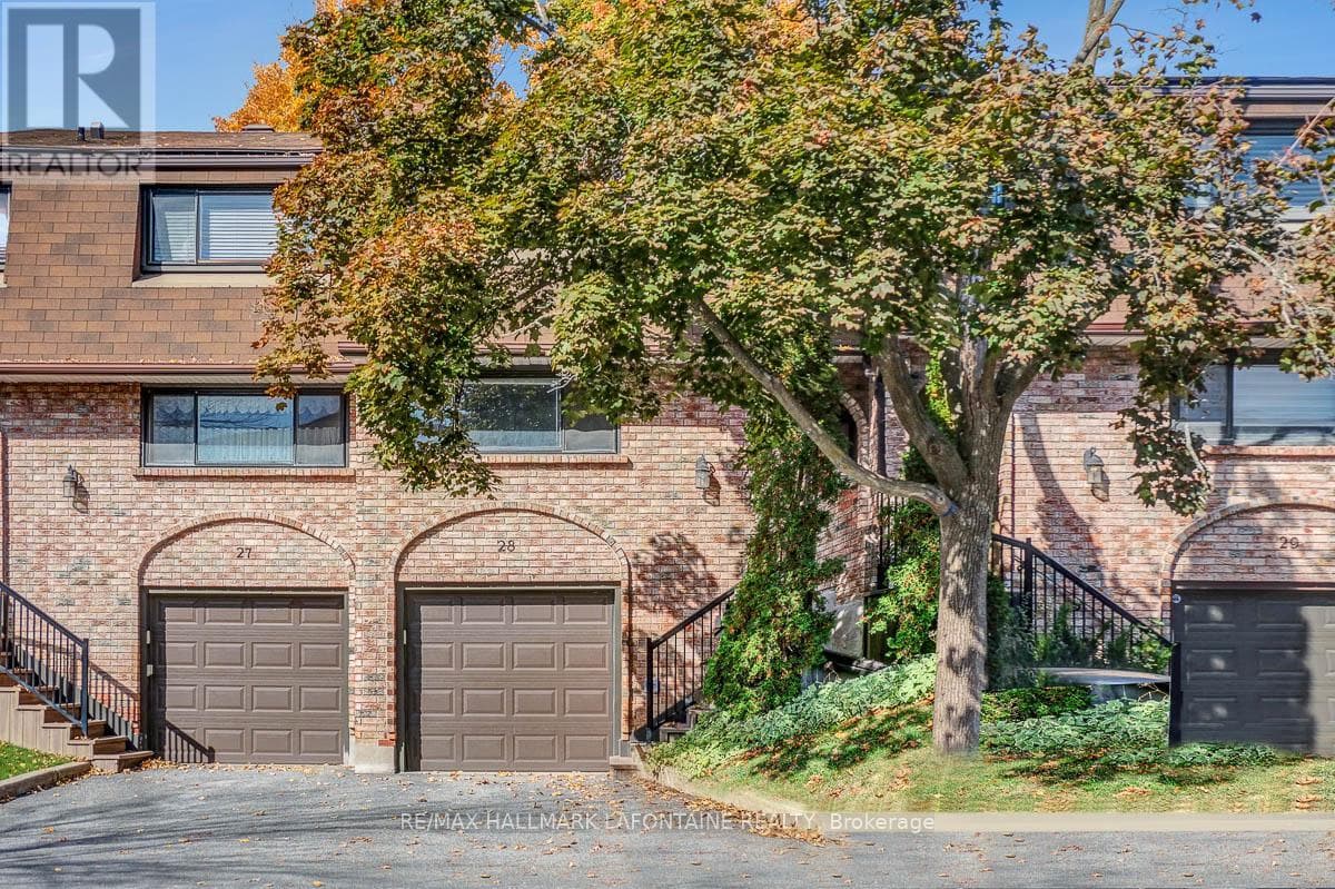 28 - 2 BERTONA STREET in CRAIG HENRY - MANORDALE