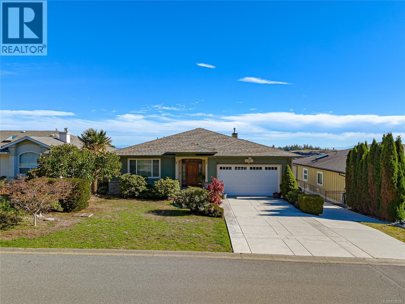3387 Haida Dr, Victoria — photo 2