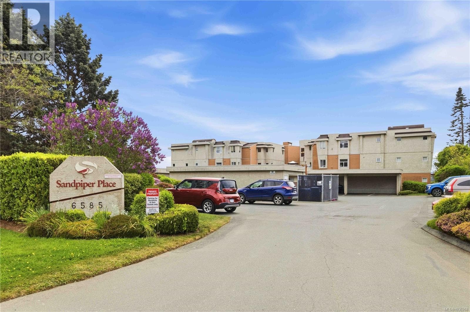 102 6585 Country Rd, Victoria — photo 3