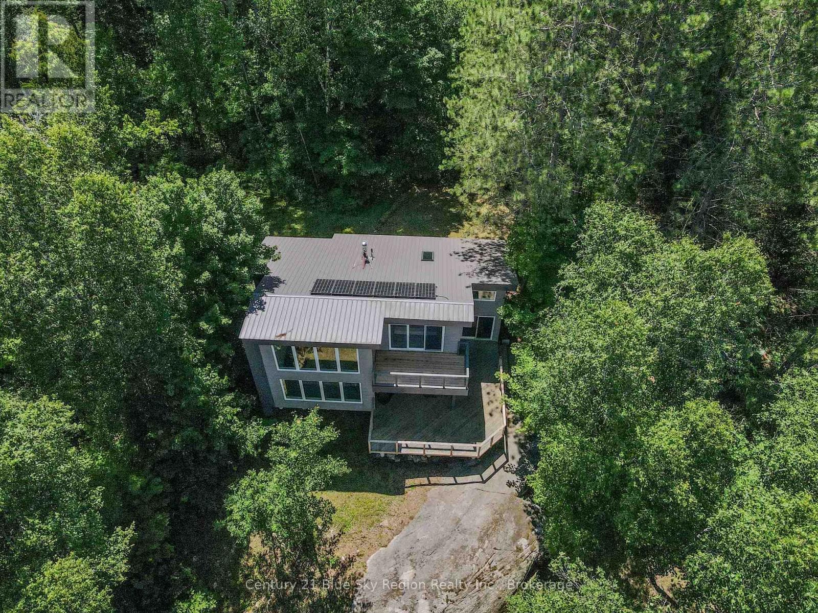 21 JACK'S LAKE, North Bay — photo 4