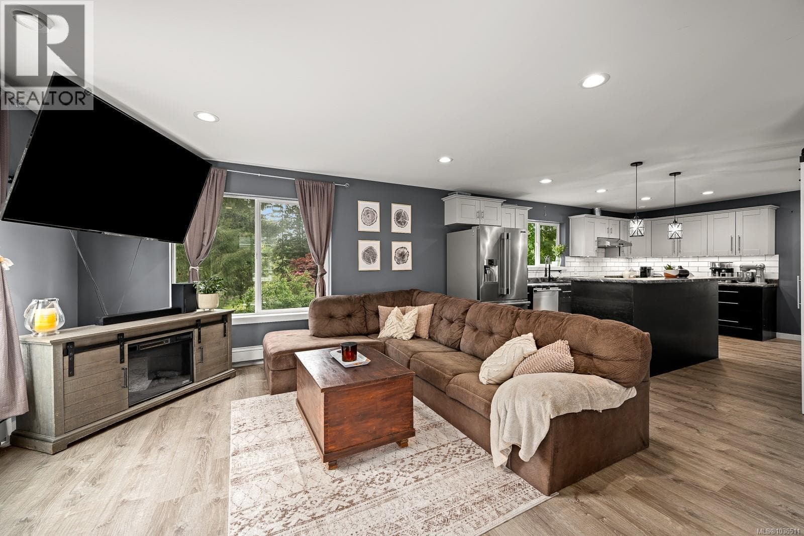 5 690 Smith Rd, Vancouver Island — photo 2