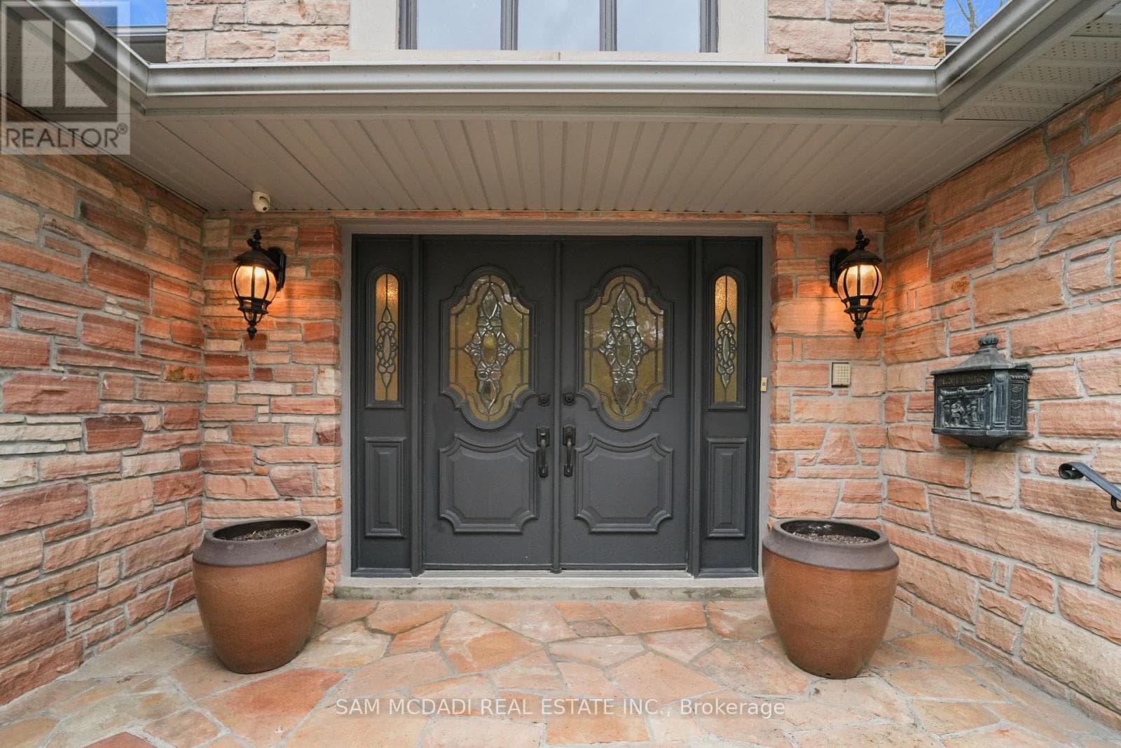 495 MEADOW WOOD ROAD, Toronto — photo 2